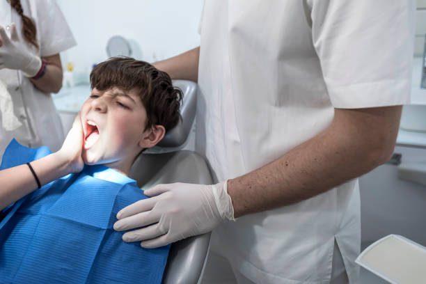 Best Emergency Dentist for Knocked-Out Tooth in Virginia Gardens, FL